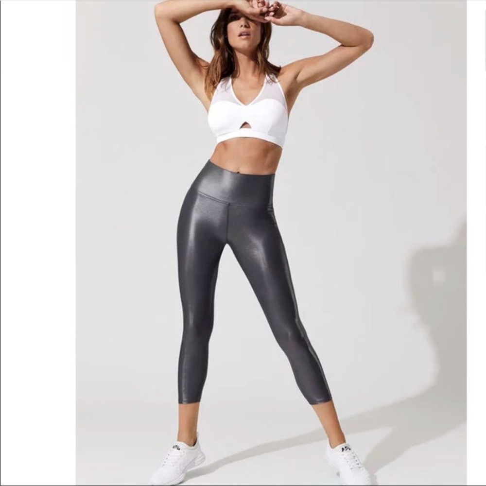 Carbon 38 High Rise Crop Takara Shine Leggings